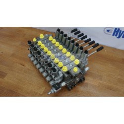 8-Sektionen Proportional Hydraulikventil 350 bar 50 l/min (13 gpm) 24V Hydraulic Master